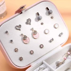 BoxJewlery, doboz gyűrűk, fülbevalók, nyakláncok és egyéb ékszerek tárolására